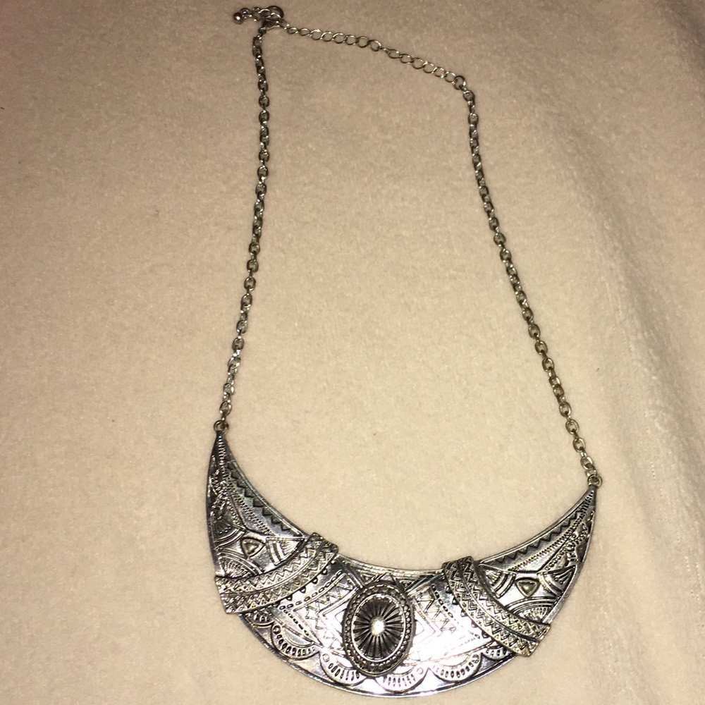 Boho statement necklace - Picture 2 of 3